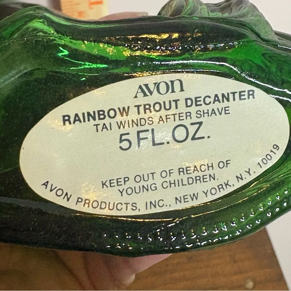 💚Avon Vintage Tai Winds Rainbow Trout Decanter